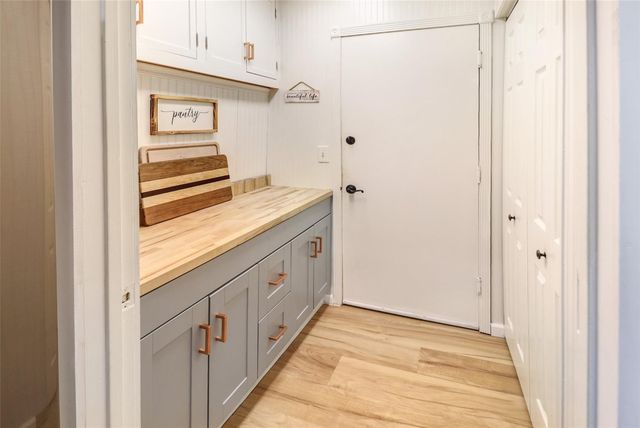 5164 NW 53rd Ave, Coconut Creek, FL 33073