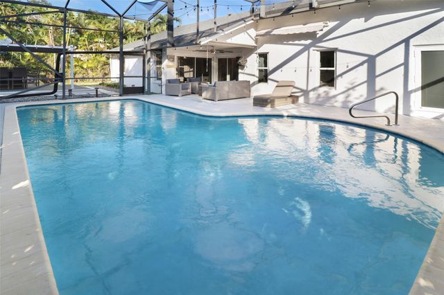 5164 NW 53rd Ave, Coconut Creek, FL 33073