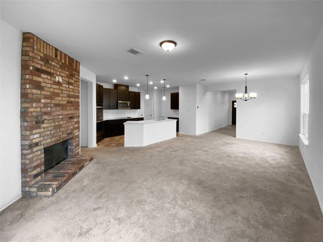 932 Yellow Ribbon CV, Jarrell, TX 76537