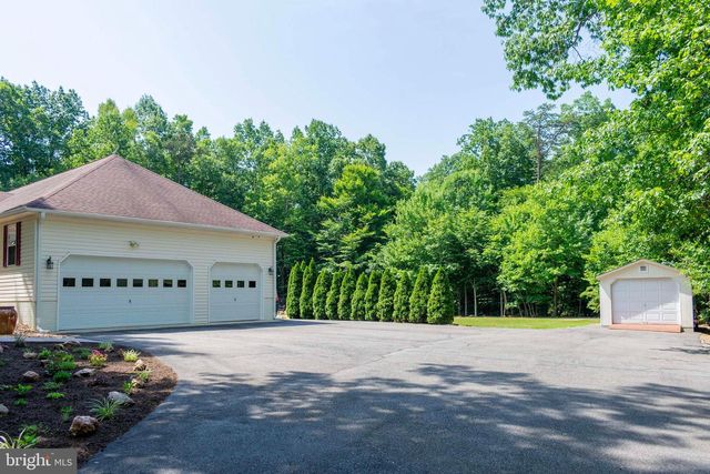 4602 MAGNOLIA HARBOUR DR, Spotsylvania, VA 22551