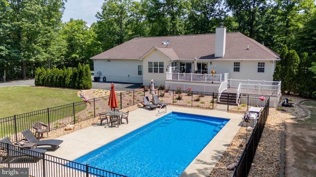 4602 MAGNOLIA HARBOUR DR, Spotsylvania, VA 22551