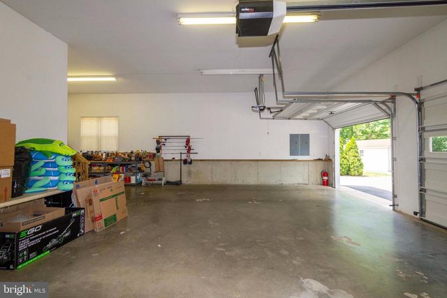 4602 MAGNOLIA HARBOUR DR, Spotsylvania, VA 22551