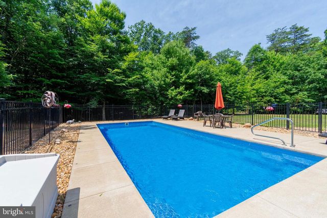 4602 MAGNOLIA HARBOUR DR, Spotsylvania, VA 22551