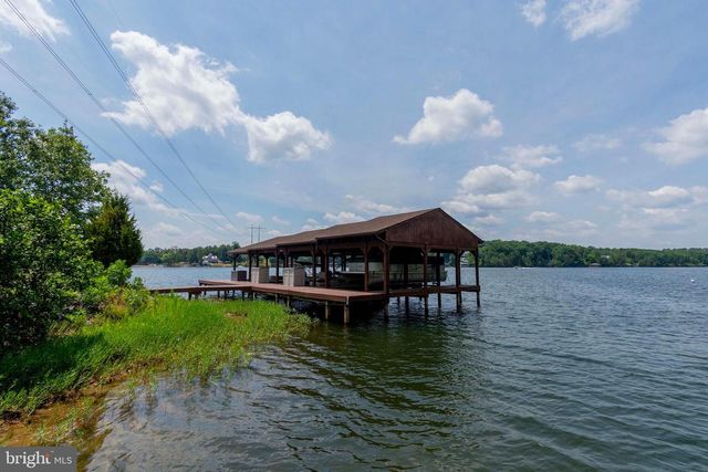 4602 MAGNOLIA HARBOUR DR, Spotsylvania, VA 22551