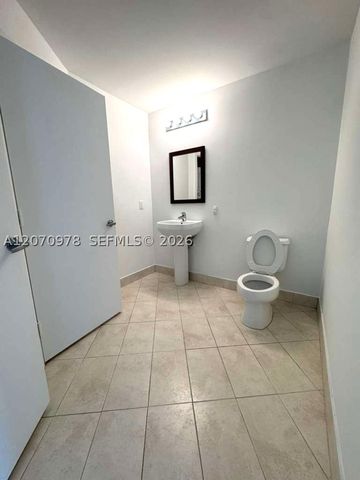 1900 N Bayshore Dr 1807, Miami, FL 33132