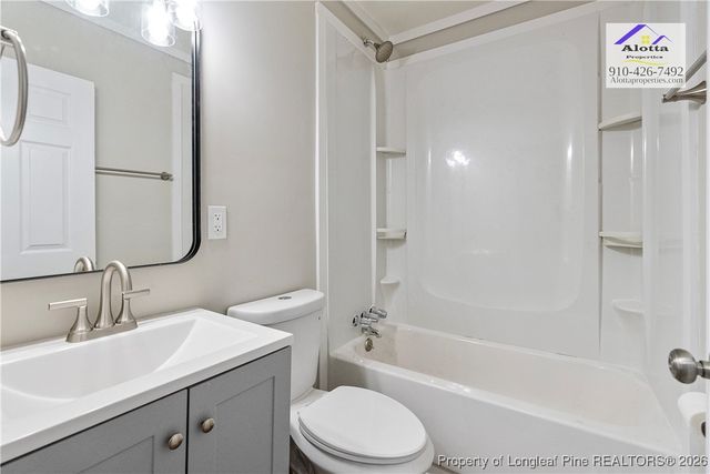 207 S Windsor Drive, Fayetteville, NC 28301