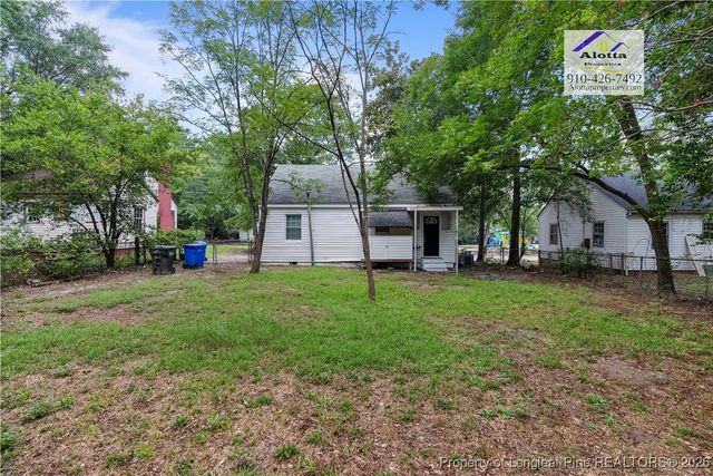 207 S Windsor Drive, Fayetteville, NC 28301