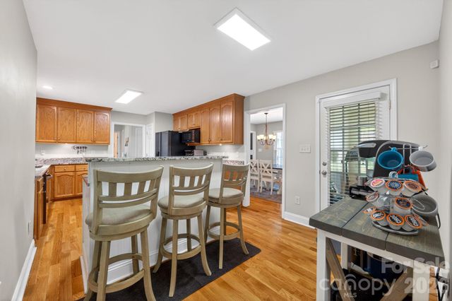 208 Deerfield Drive, Mount Holly, NC 28120