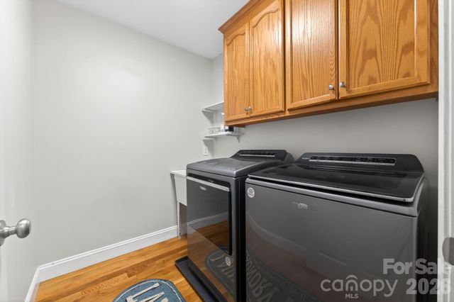 208 Deerfield Drive, Mount Holly, NC 28120
