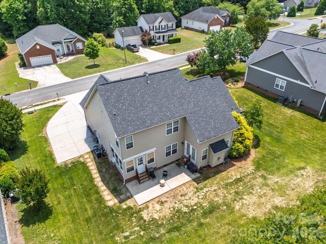 208 Deerfield Drive, Mount Holly, NC 28120