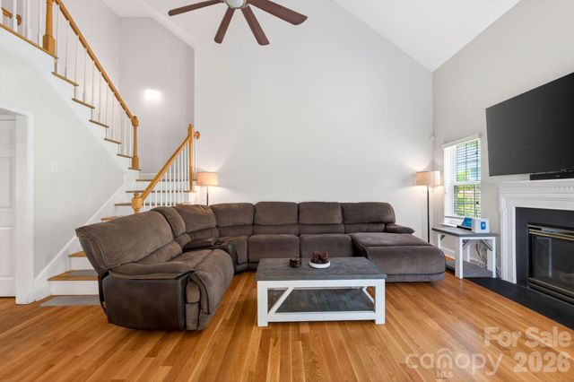 208 Deerfield Drive, Mount Holly, NC 28120