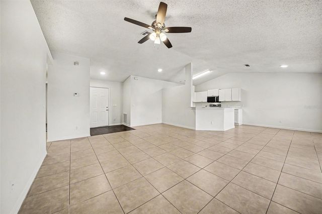1067 SHEELER HILLS DRIVE, Apopka, FL 32703