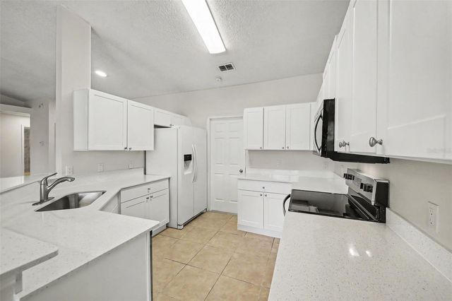1067 SHEELER HILLS DRIVE, Apopka, FL 32703