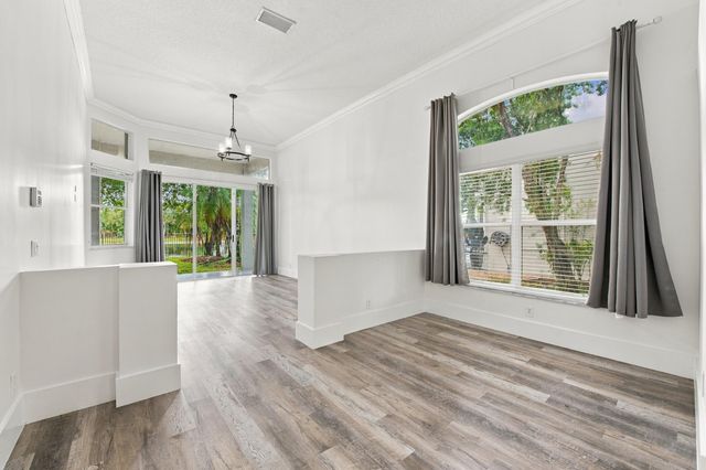 2559 Jardin Lane, Weston, FL 33327