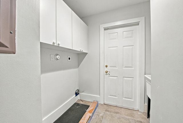 2559 Jardin Lane, Weston, FL 33327