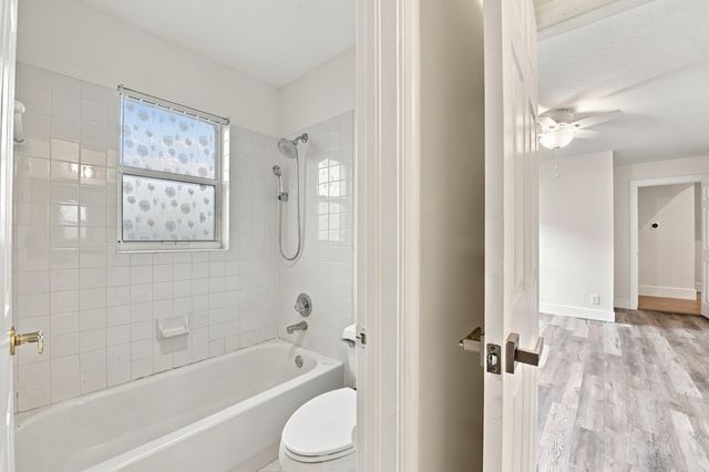 2559 Jardin Lane, Weston, FL 33327