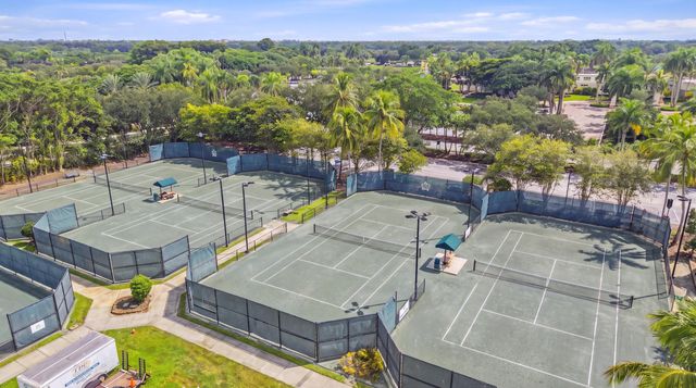 2559 Jardin Lane, Weston, FL 33327