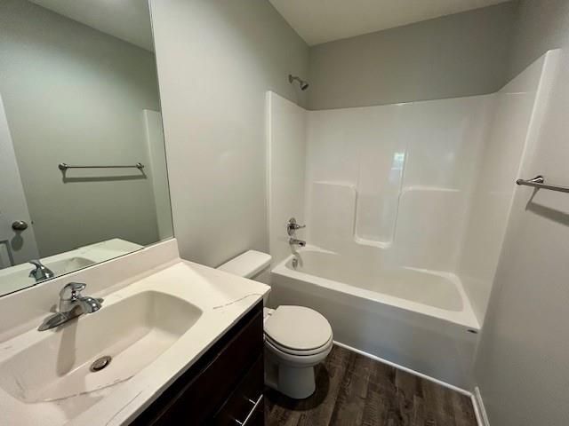 10909 Highview Road, Peculiar, MO 64078