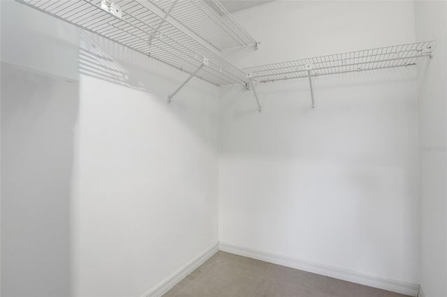 5588 GOLF POINTE DRIVE 1, Sarasota, FL 34243