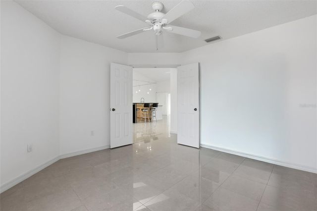 5588 GOLF POINTE DRIVE 1, Sarasota, FL 34243