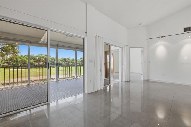 5588 GOLF POINTE DRIVE 1, Sarasota, FL 34243