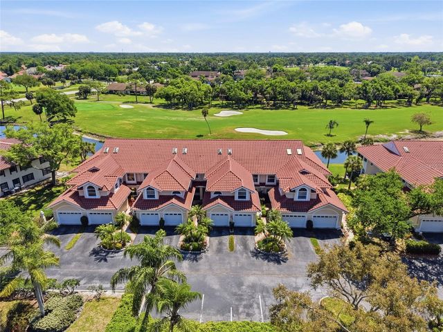 5588 GOLF POINTE DRIVE 1, Sarasota, FL 34243