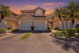 5588 GOLF POINTE DRIVE 1, Sarasota, FL 34243