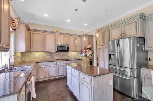 6602 Torrey Pine Ct, Rancho Cucamonga, CA 91739