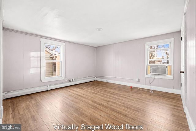810 W 2ND ST, Florence, NJ 08518