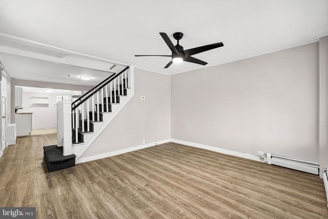 810 W 2ND ST, Florence, NJ 08518