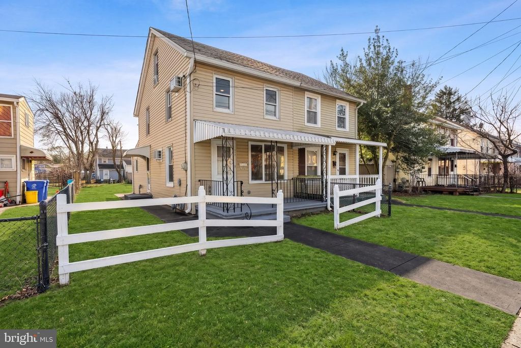 810 W 2ND ST, FLORENCE, NJ 08518 — photo 3