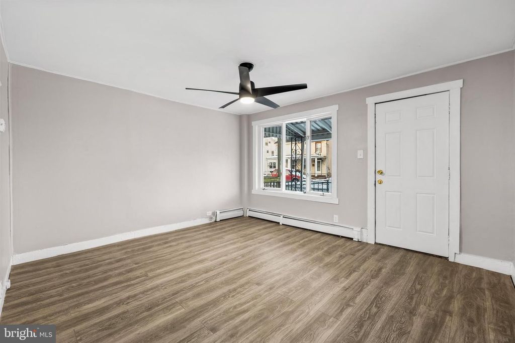 810 W 2ND ST, FLORENCE, NJ 08518 — photo 5