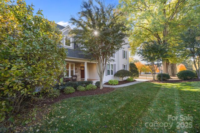 6147 Sharon Acres Road, Charlotte, NC 28210