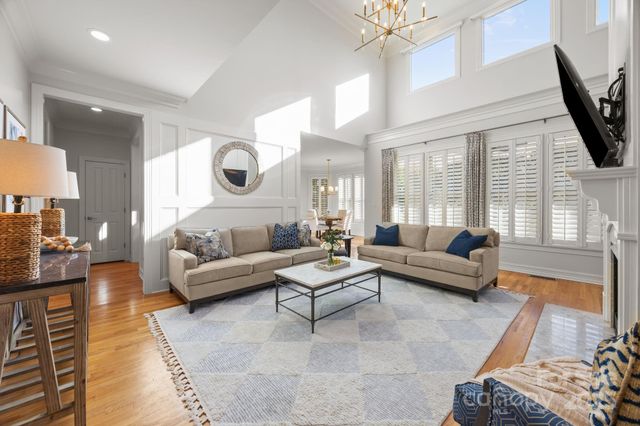 6147 Sharon Acres Road, Charlotte, NC 28210