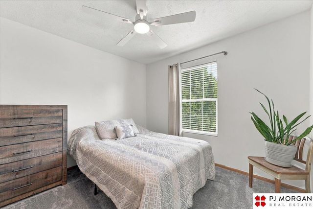 13008 Nebraska Avenue, Omaha, NE 68164