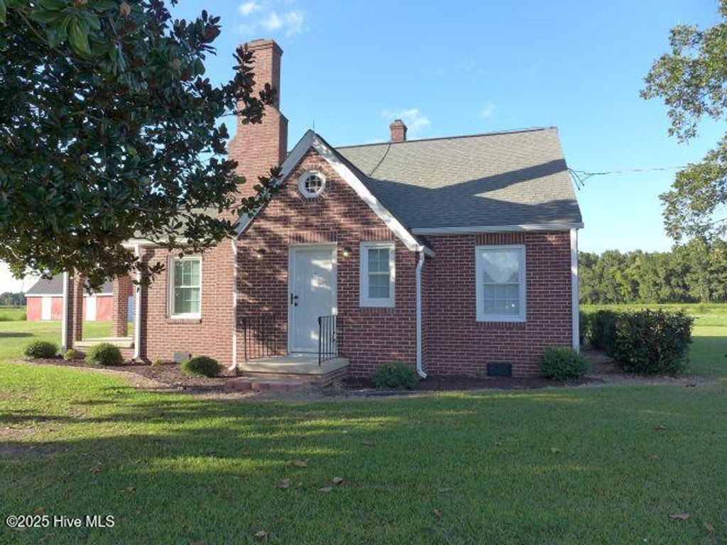 747 Hood Swamp Road, Goldsboro, NC 27534