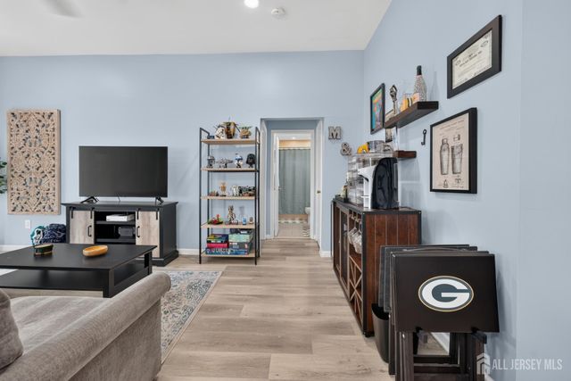 7243 Elm Court, South Brunswick, NJ 08852