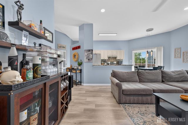 7243 Elm Court, South Brunswick, NJ 08852