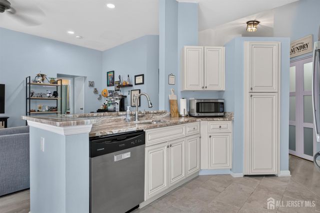7243 Elm Court, South Brunswick, NJ 08852