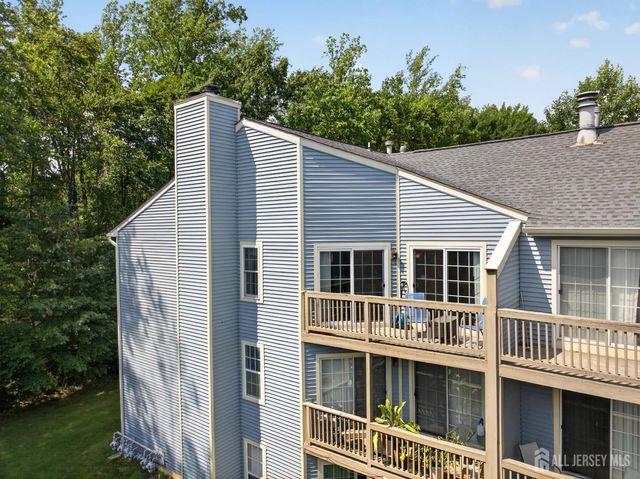 7243 Elm Court, South Brunswick, NJ 08852