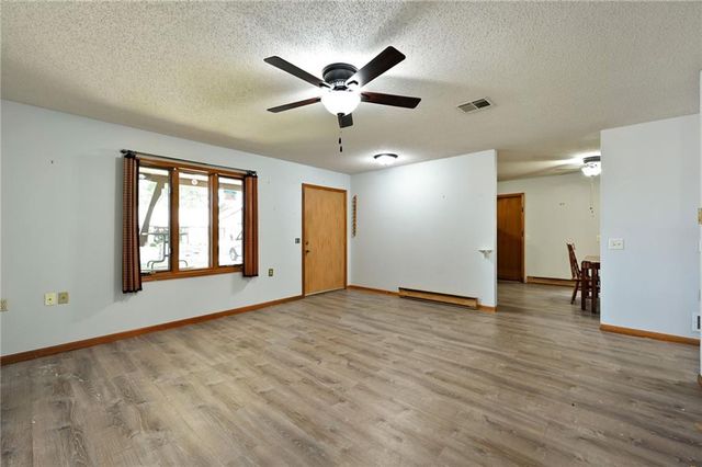 8205 E 189th Terrace, Belton, MO 64012