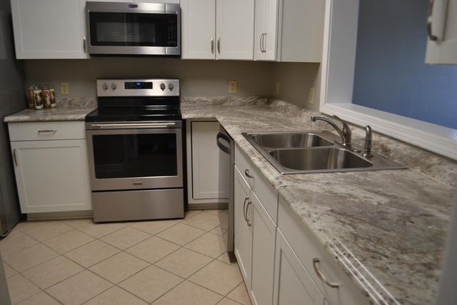 132 Saxony Dr, Houma, LA 70364