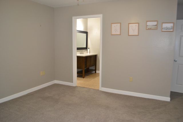 132 Saxony Dr, Houma, LA 70364
