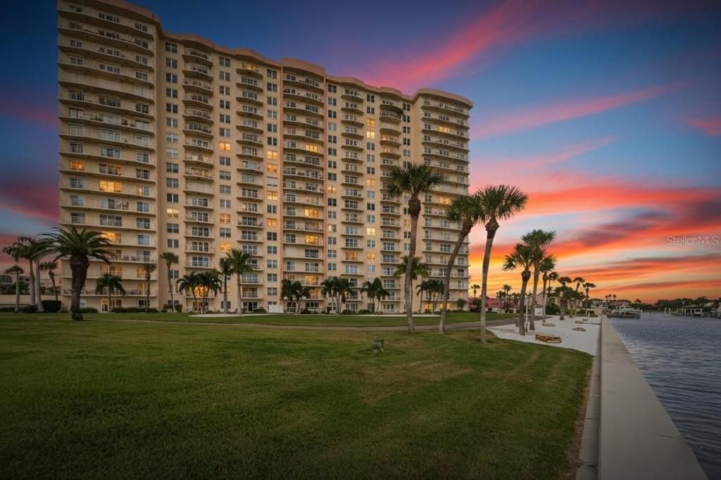4900 BRITTANY DRIVE S 905, St Petersburg, FL 33715