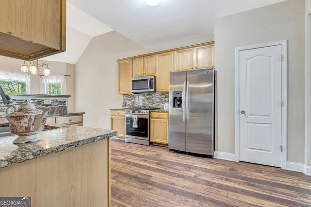 37 Fox Ridge Drive, Newnan, GA 30265