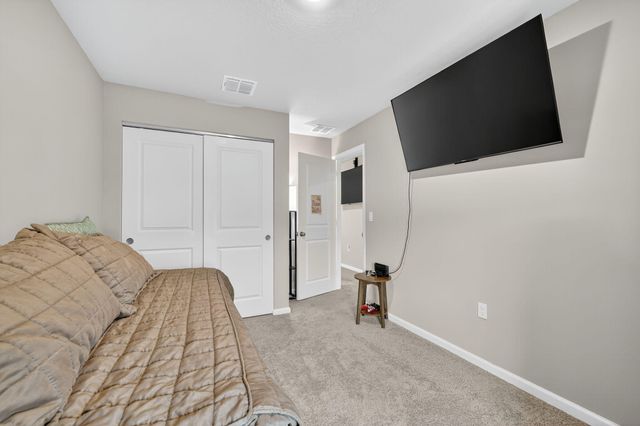 5672 SE Edgewater Circle, Stuart, FL 34997