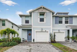 5672 SE Edgewater Circle, Stuart, FL 34997