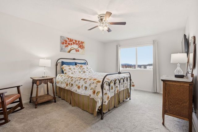 2692 N Swainson Ln, Liberty Lake, WA 99019