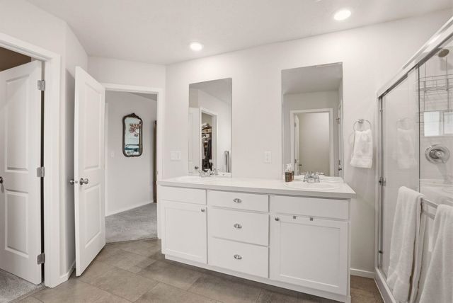 2692 N Swainson Ln, Liberty Lake, WA 99019