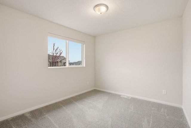 2692 N Swainson Ln, Liberty Lake, WA 99019